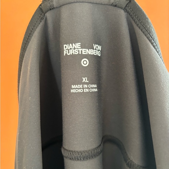 Diane Von Furstenberg x Target Jumpsuit - Picture 6 of 6